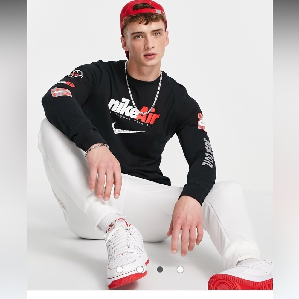 Nike Air Black and Red Long Sleeve Tee perfect condition - Picture 1 of 4